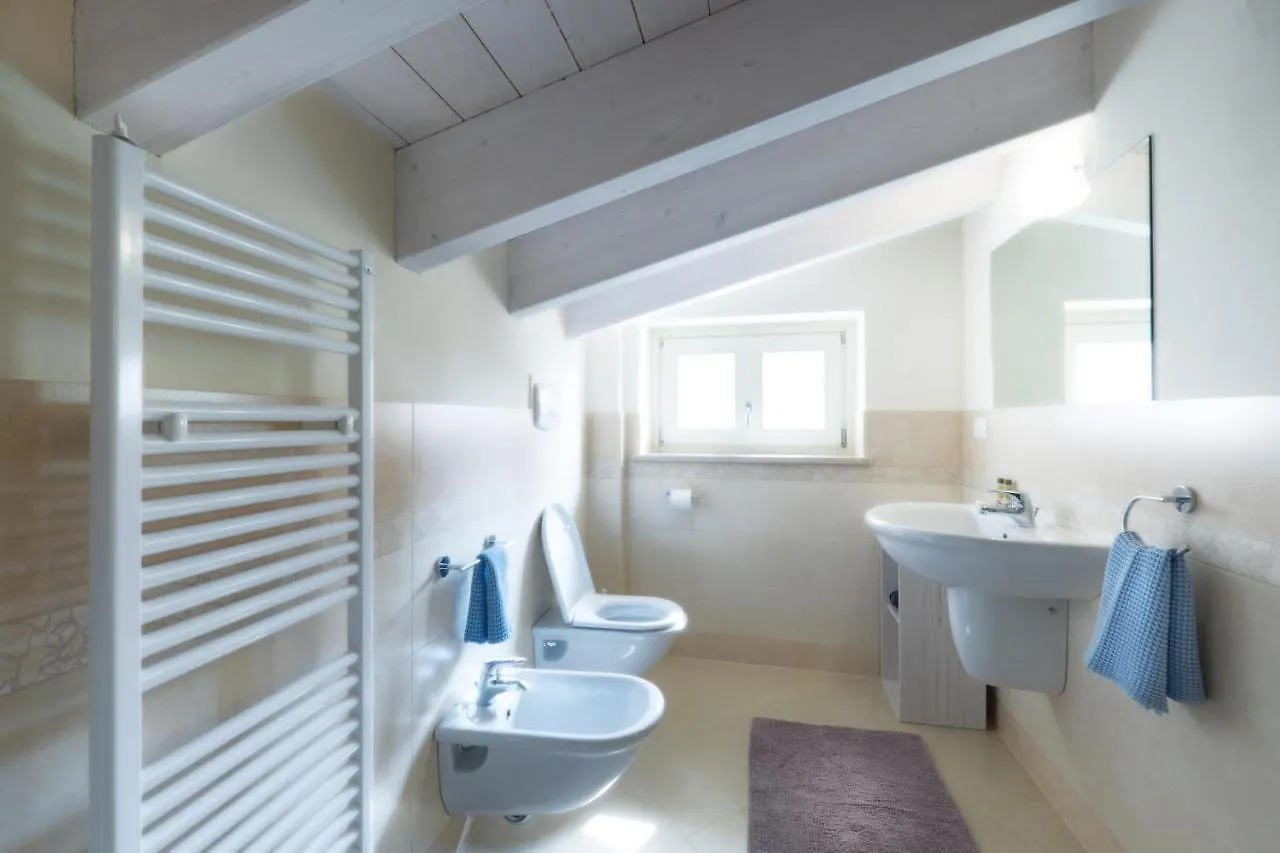 Apartment Corte Elvira Manerba del Garda Italy
