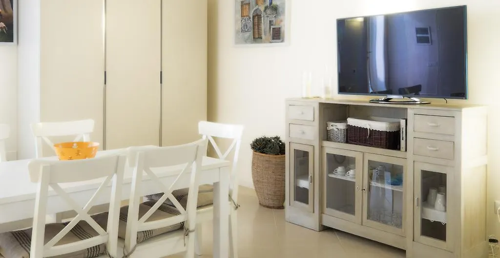 Corte Elvira Manerba del Garda Apartment